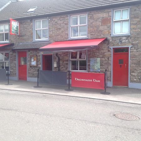 Teac Seain Bar & Bnb Annascaul Exterior photo