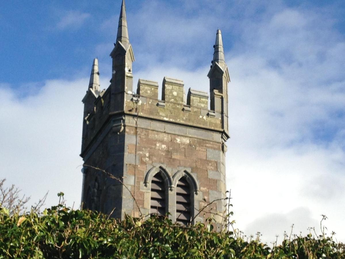 Teac Seain Bar & Bnb Annascaul Exterior photo